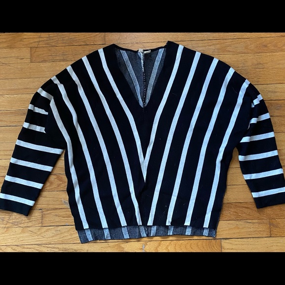 Anthropologie- Moth Brand “Hadley V-Neck Striped Pullover” - Picture 3 of 5